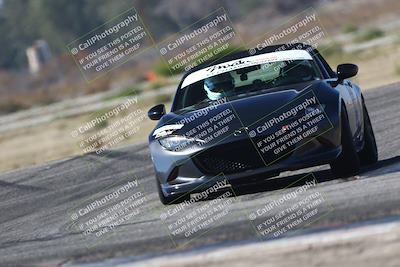 media/Oct-18-2025-Speed Ventures (Sat) [[8b3b7cf525]]/Yellow/Session 3 (Sunset)/